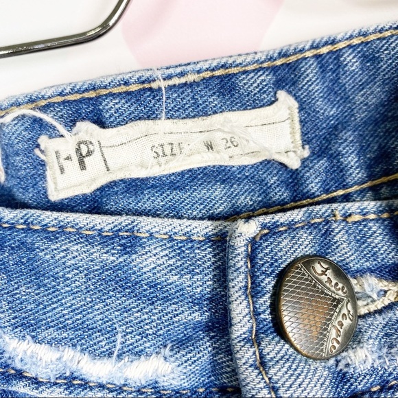 Free People Medium Wash Distressed Denim Jean Shorts 26 - Picture 6 of 10